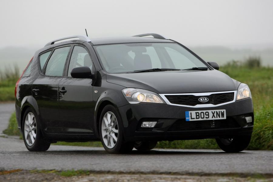  Kia cee&rsquo;d SW 2009 года  (фото 49 из 61)